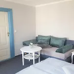 فيلة Mit Meerblick